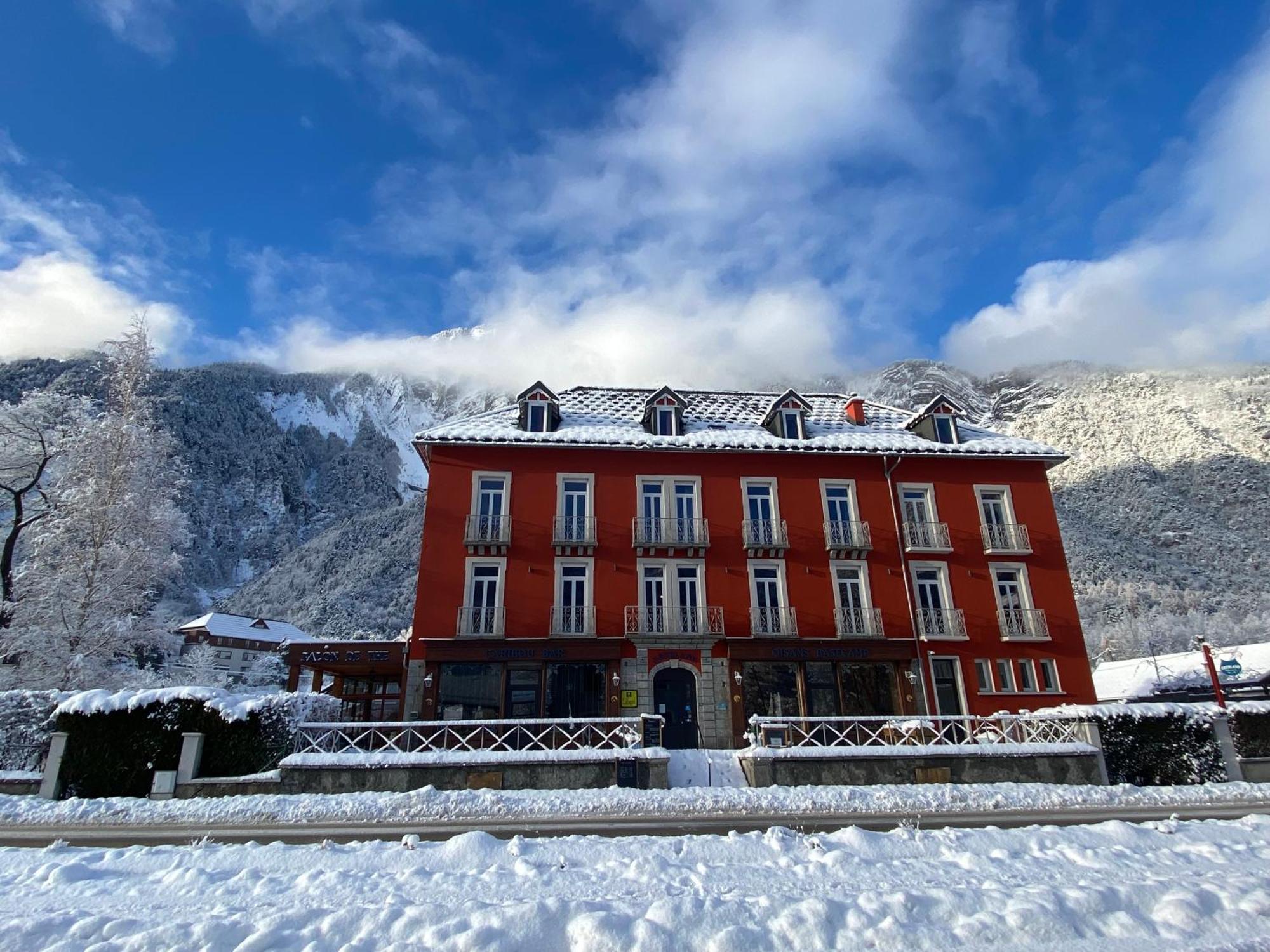 Hotel Oberland Le Bourg-dʼOisans المظهر الخارجي الصورة