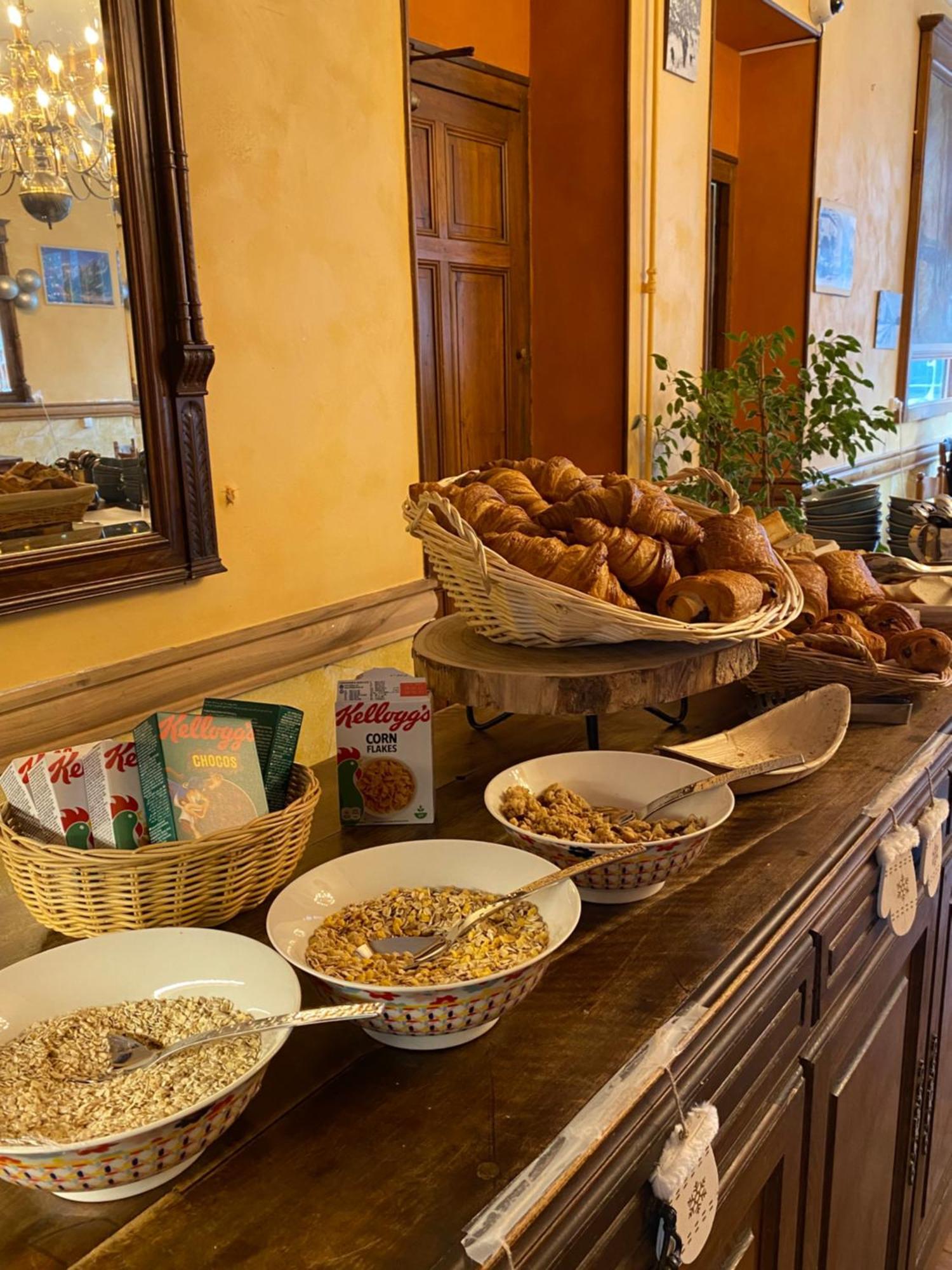 Hotel Oberland Le Bourg-dʼOisans المظهر الخارجي الصورة