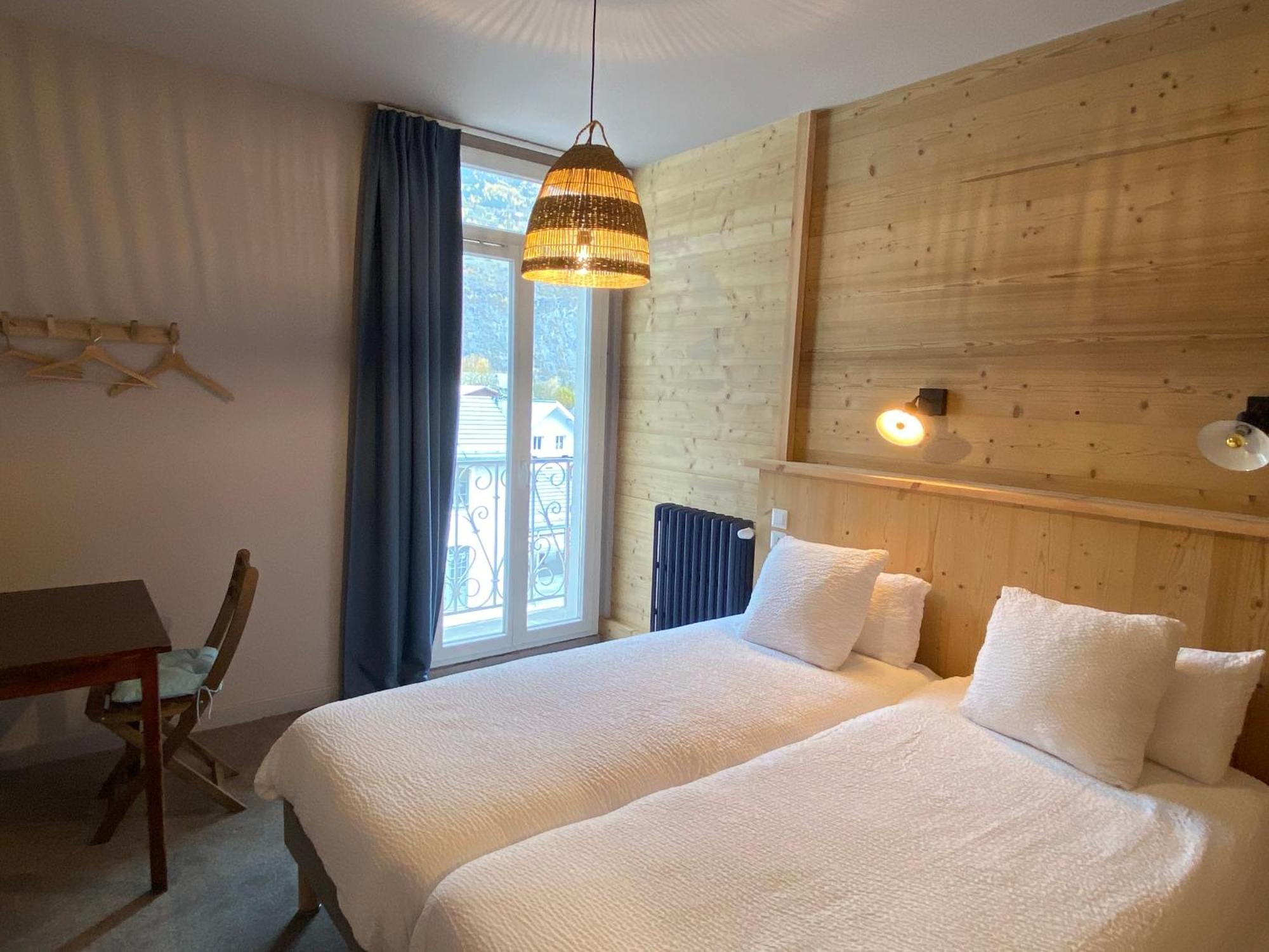 Hotel Oberland Le Bourg-dʼOisans المظهر الخارجي الصورة